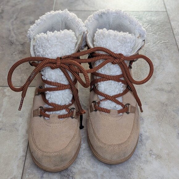 Sorel 'Evie' Waterproof Cozy Lace Booties (women's 6.5) - Picture 4 of 10